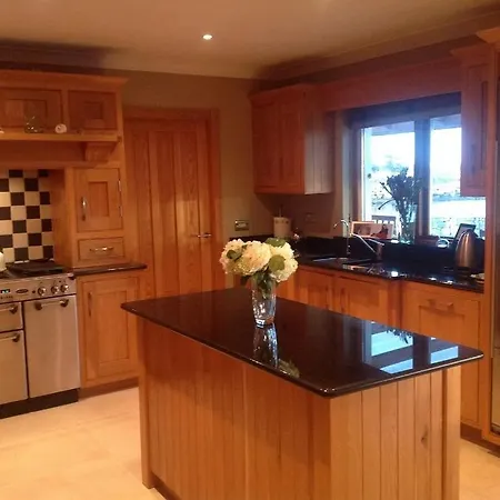 Ferienhaus 4 Bedroom Overlooking The Sea In Connemara *